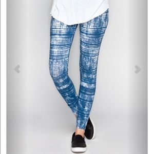 NWT Roxy Sutro Beach Leggings 💙